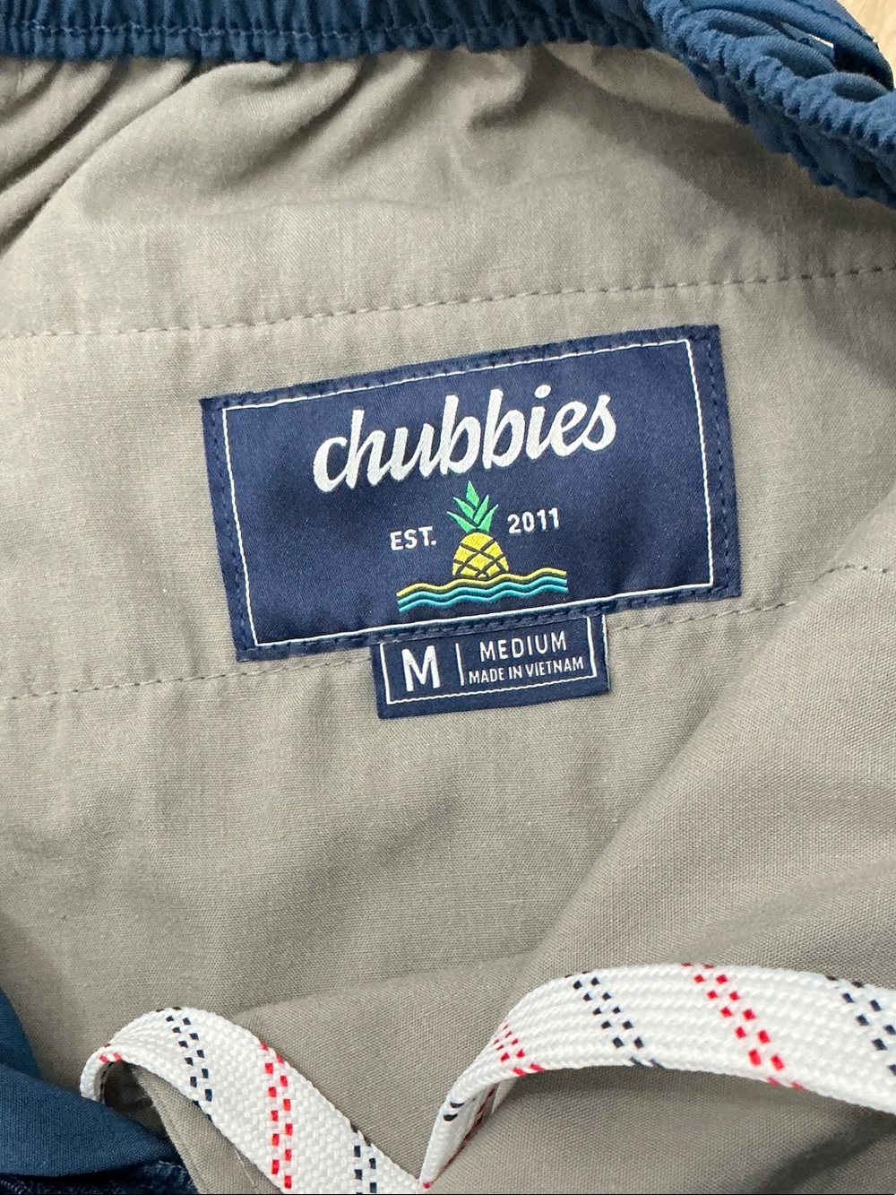 chubbies Navy Flat-Front Men's Shorts - Picture 2 of 4